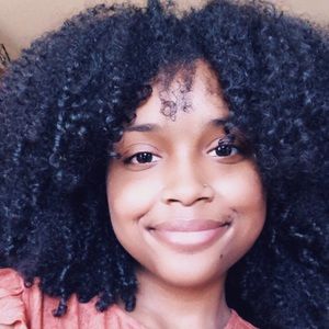 Meet your Posher, Tanisha